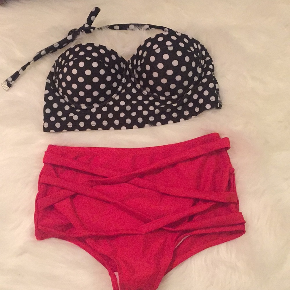 NWOT Forever 21 Bikini Set